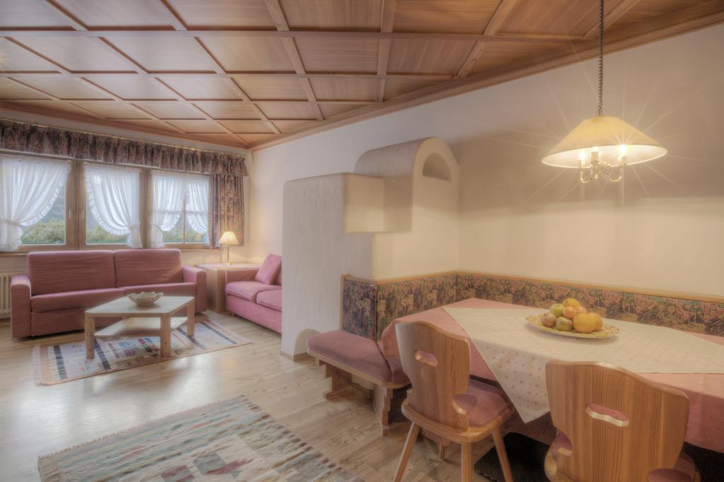סאן קאסיאנו Residence Dolomieu מראה חיצוני תמונה